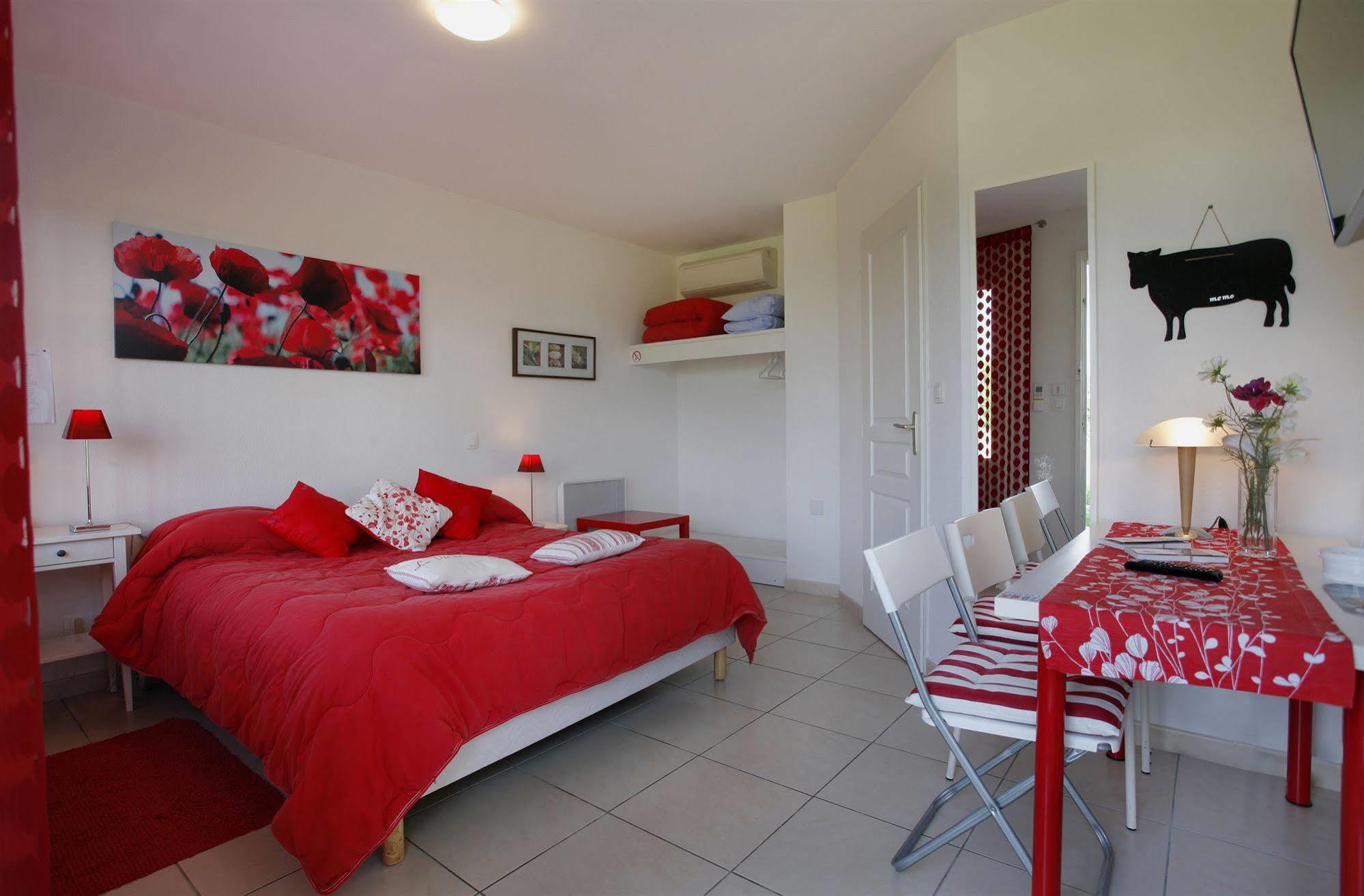 Logis Hotel Corintel Bordeaux Est Tresses Luaran gambar
