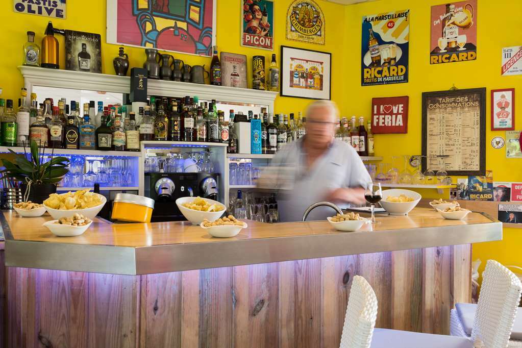 Logis Hotel Corintel Bordeaux Est Tresses Restoran gambar