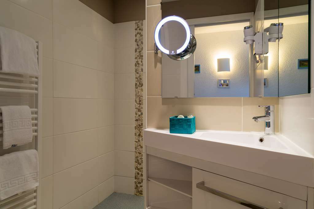 Logis Hotel Corintel Bordeaux Est Tresses Servis gambar
