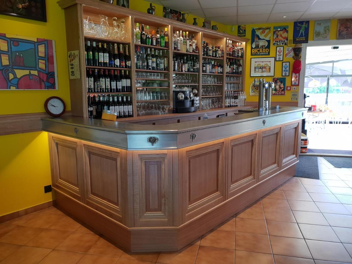 Logis Hotel Corintel Bordeaux Est Tresses Luaran gambar