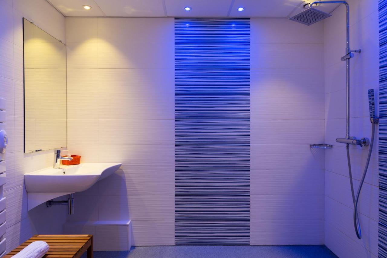 Logis Hotel Corintel Bordeaux Est Tresses Luaran gambar